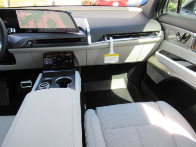 2027 Cadillac VISTIQ Luxury