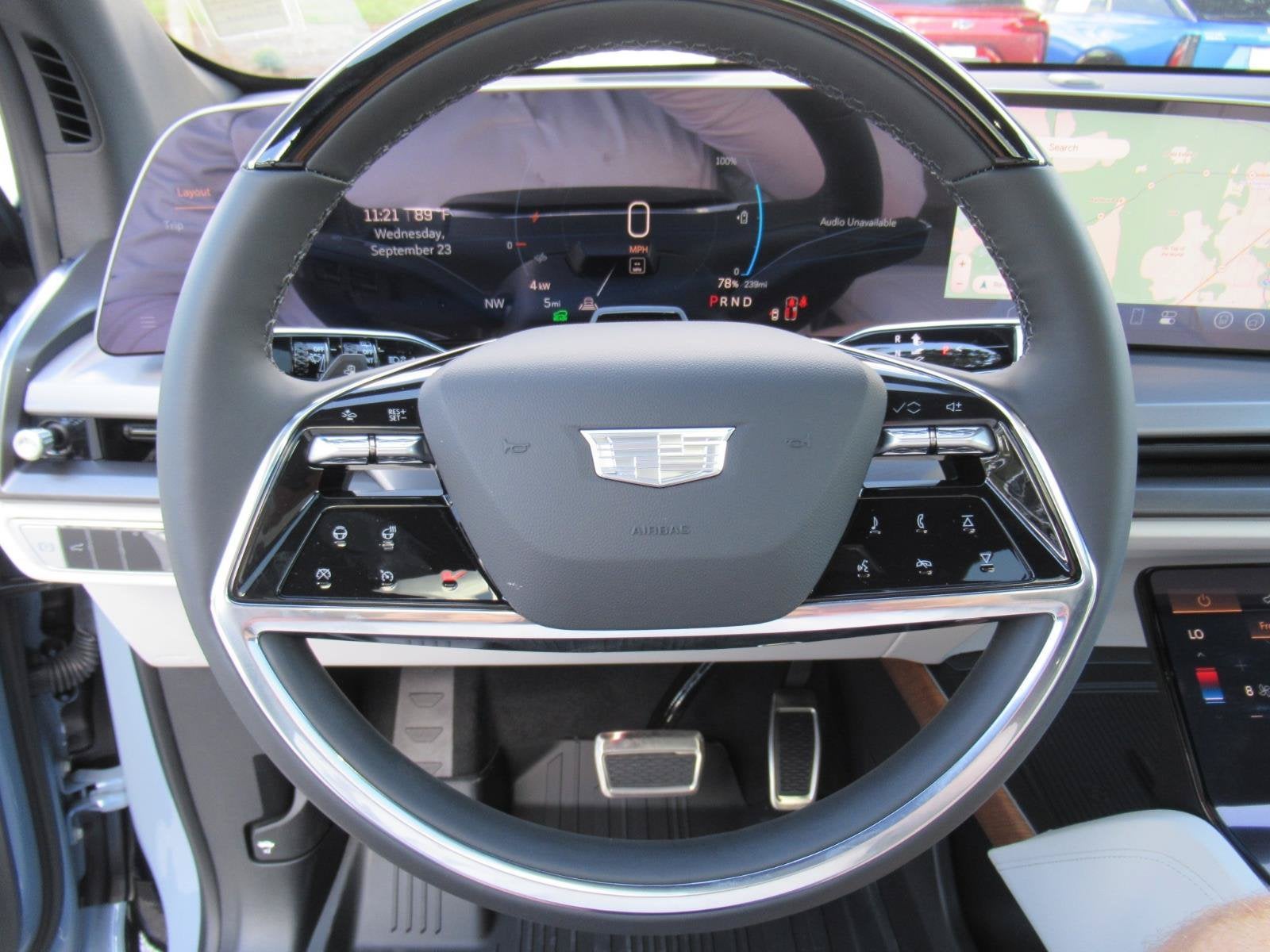 2027 Cadillac VISTIQ Luxury