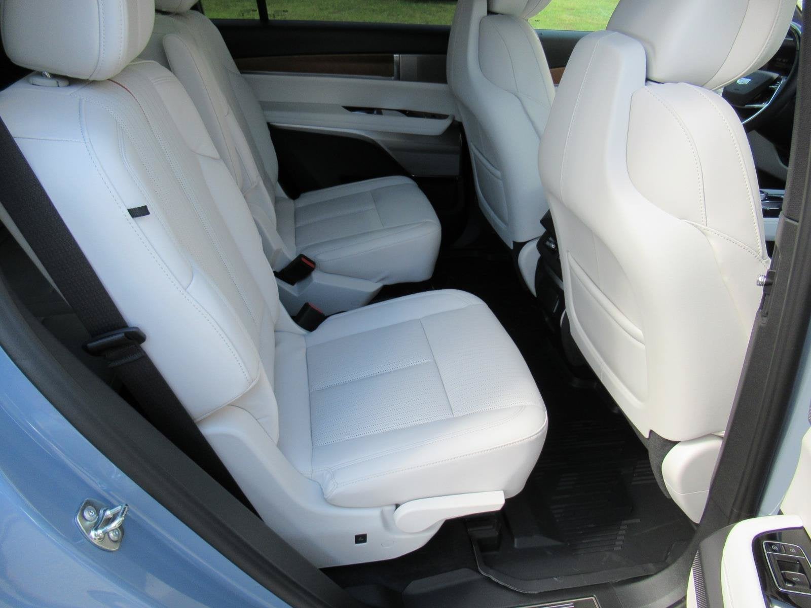 2027 Cadillac VISTIQ Luxury