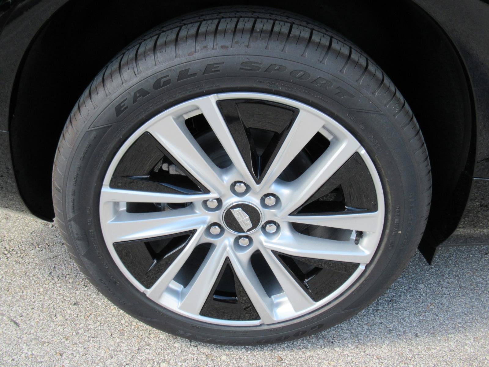 2027 Cadillac VISTIQ Luxury