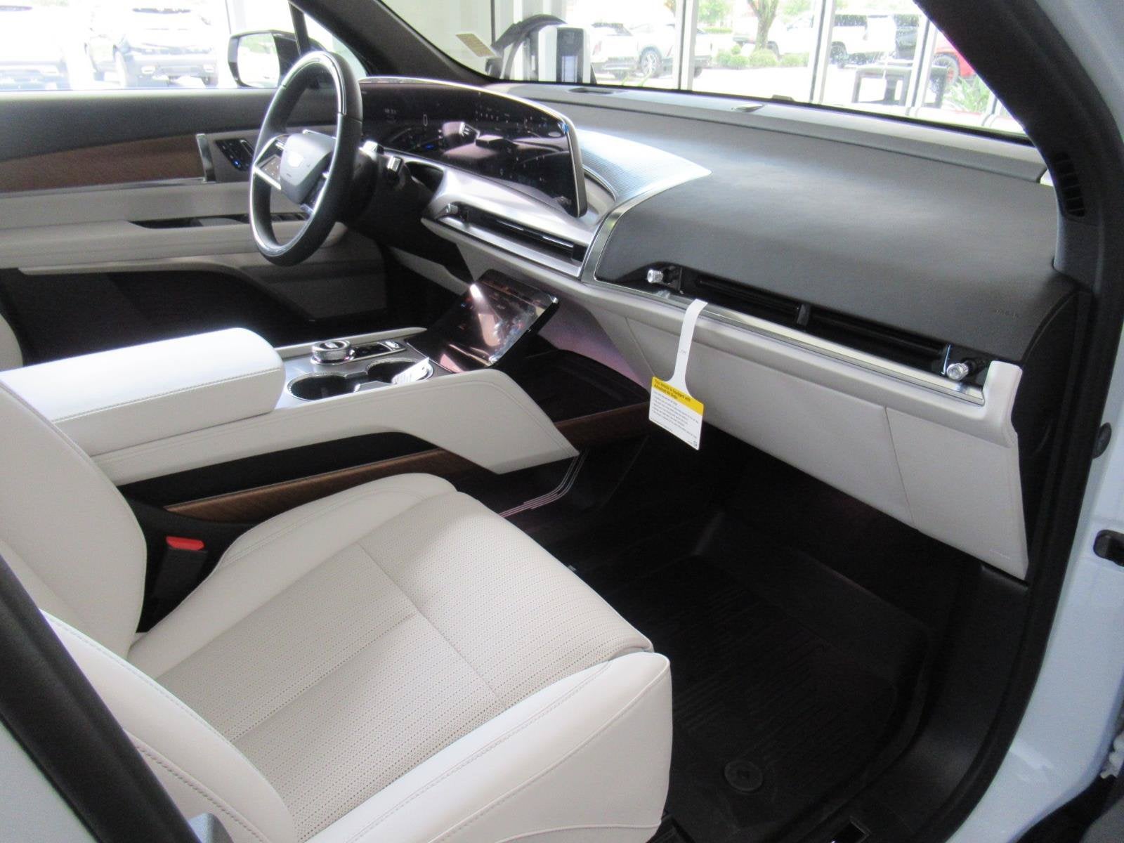 2027 Cadillac VISTIQ Sport