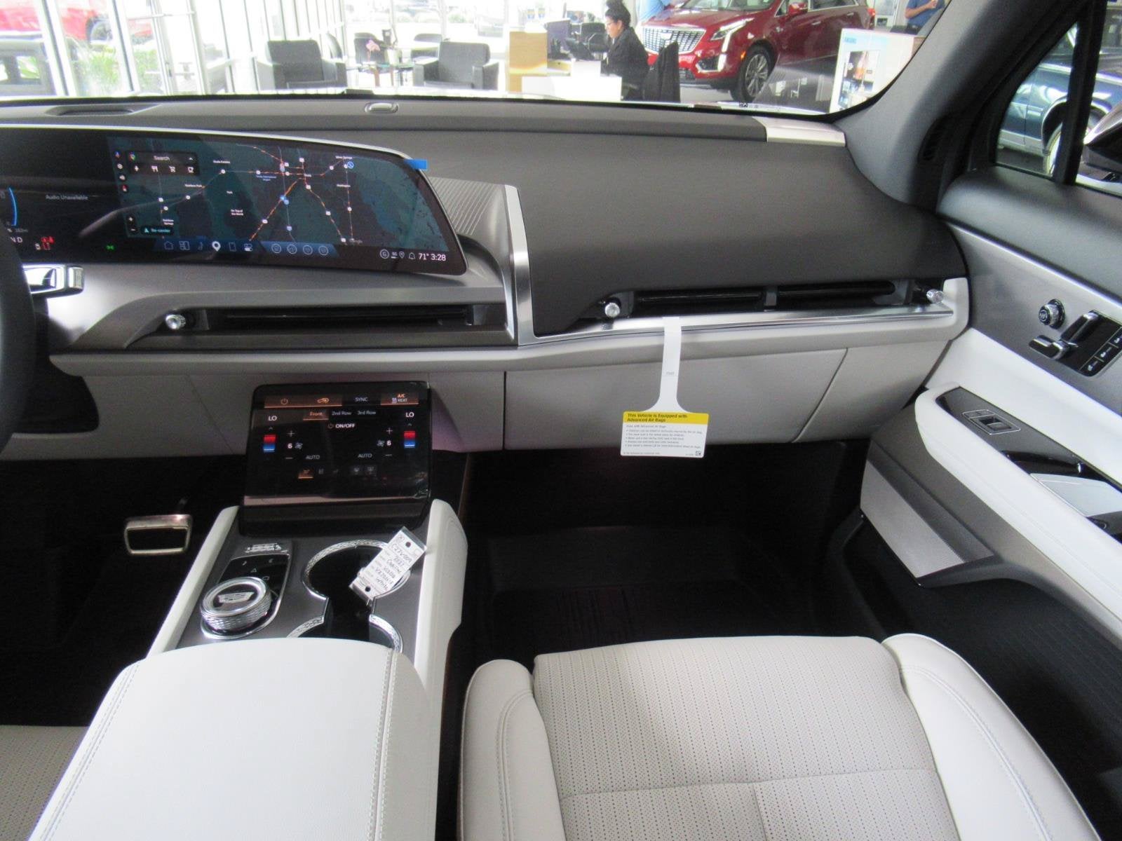 2027 Cadillac VISTIQ Sport
