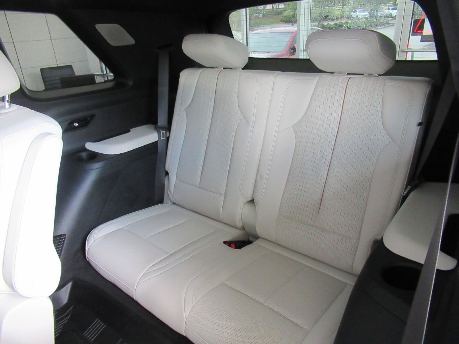 2027 Cadillac VISTIQ Sport