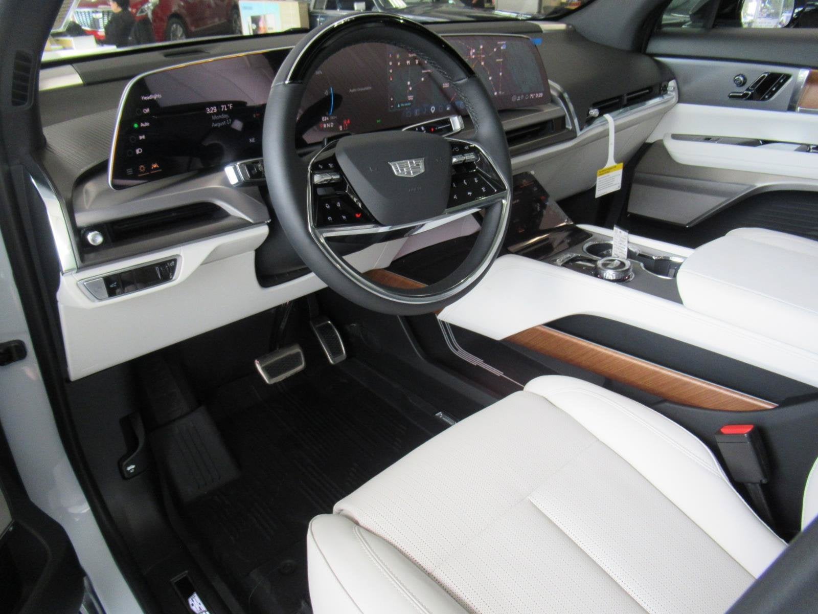 2027 Cadillac VISTIQ Sport