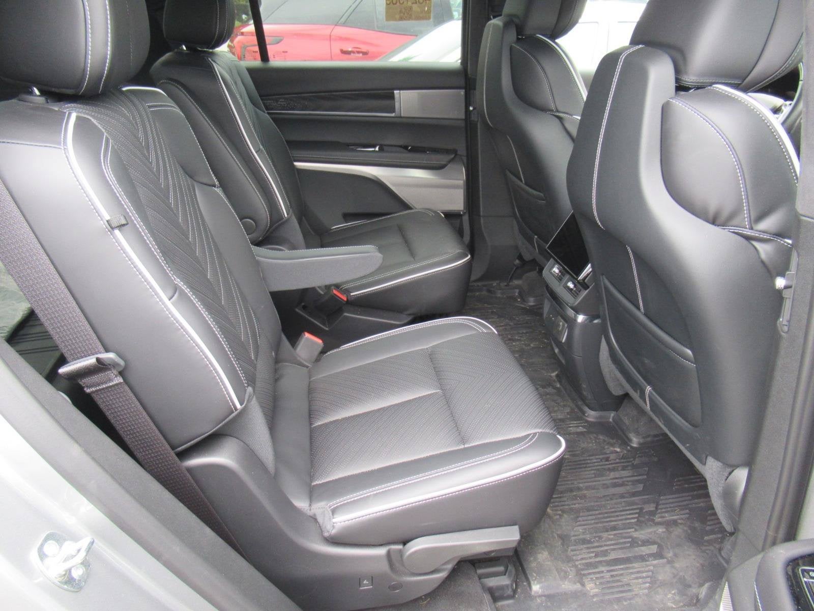2026 Cadillac VISTIQ Platinum
