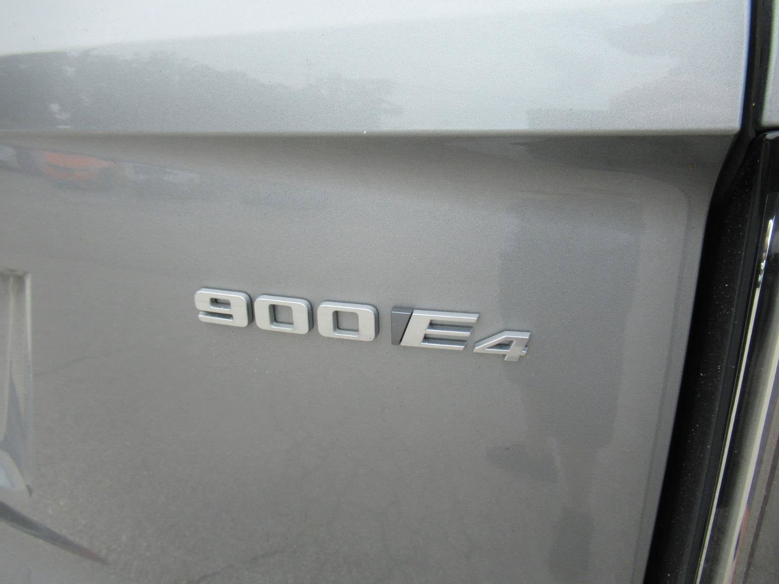 2026 Cadillac VISTIQ Platinum