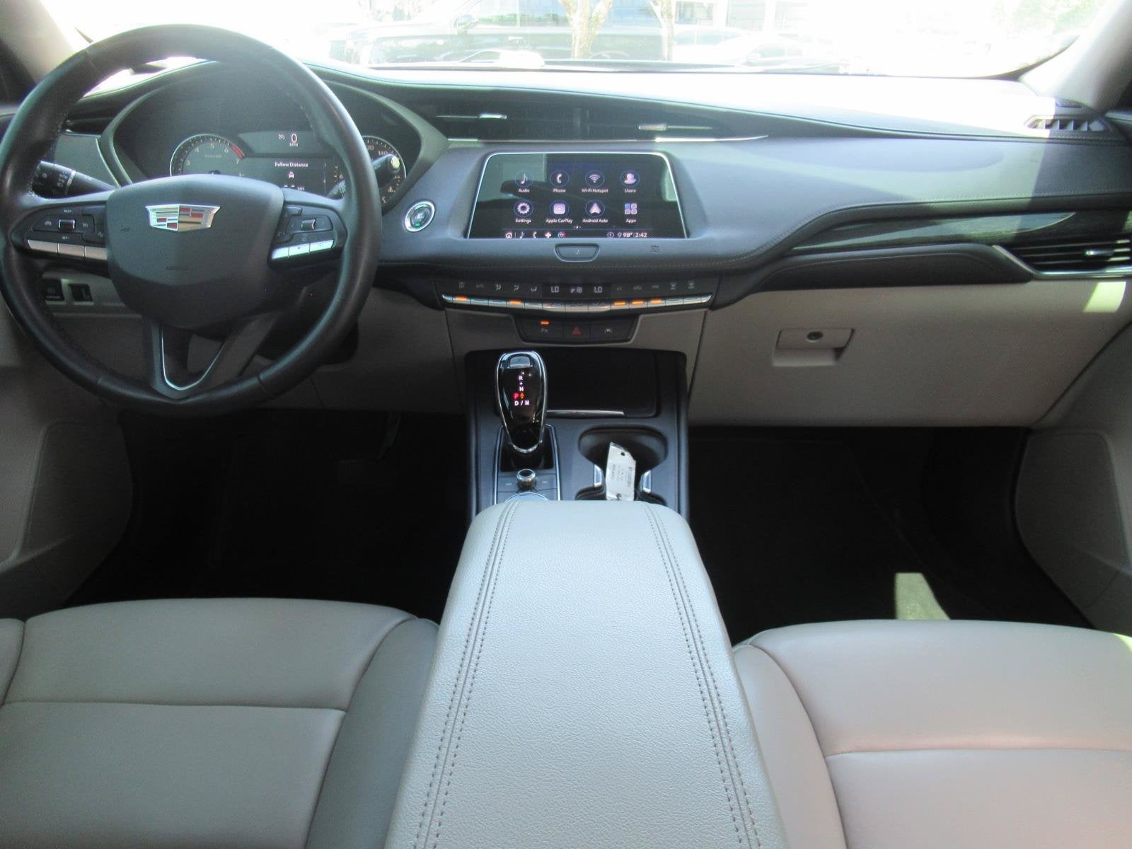 2020 Cadillac XT4 FWD Premium Luxury