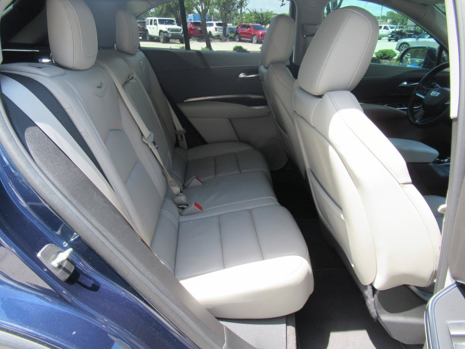 2020 Cadillac XT4 FWD Premium Luxury