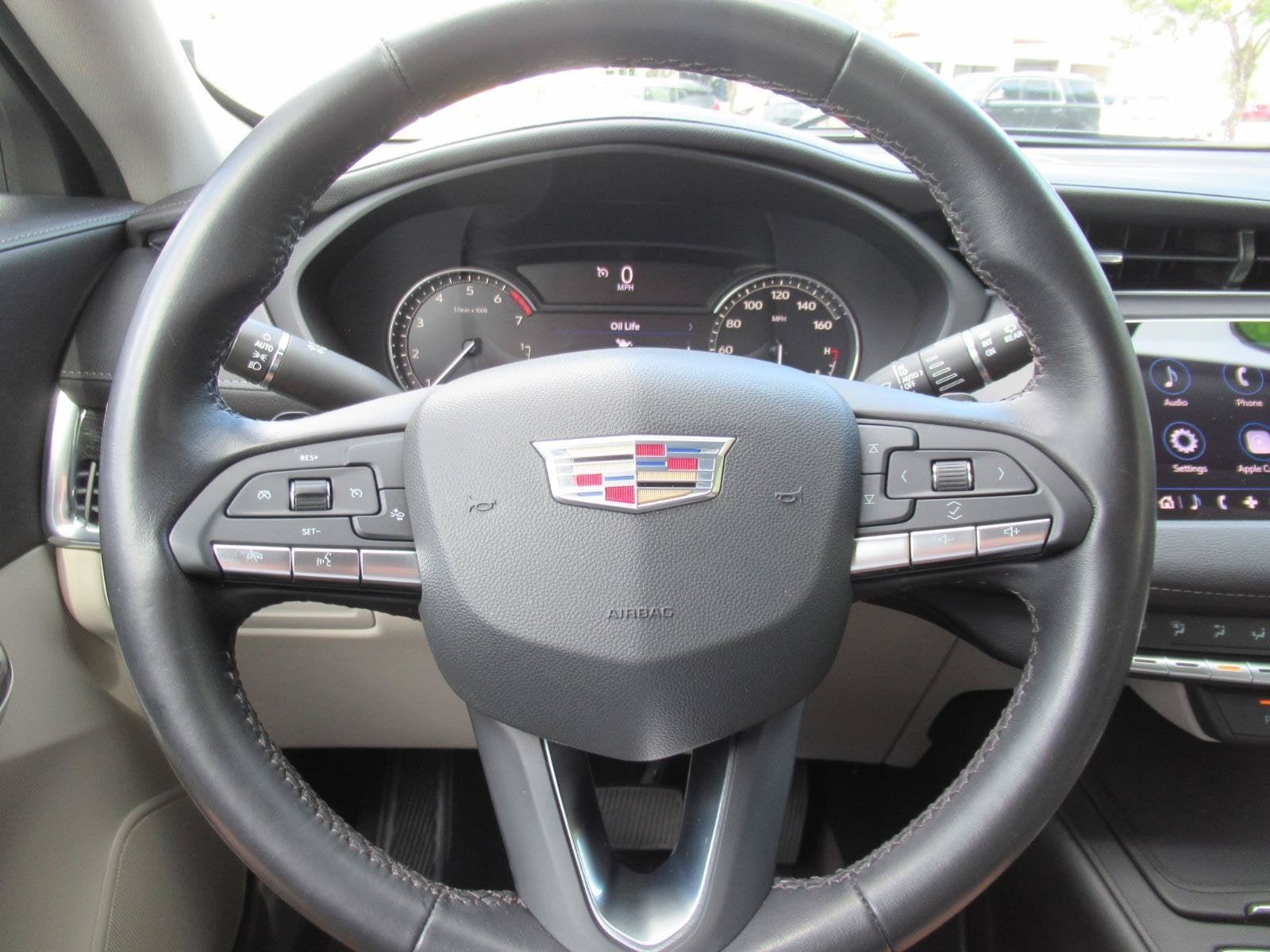 2022 Cadillac XT4 AWD Premium Luxury