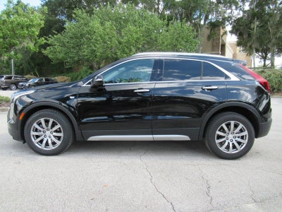 2022 Cadillac XT4 AWD Premium Luxury