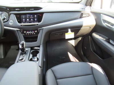 2026 Cadillac XT5 Luxury