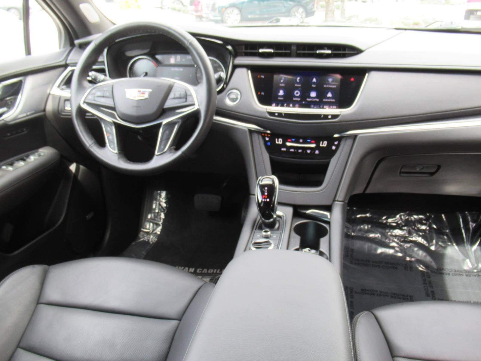 2023 Cadillac XT5 FWD Premium Luxury