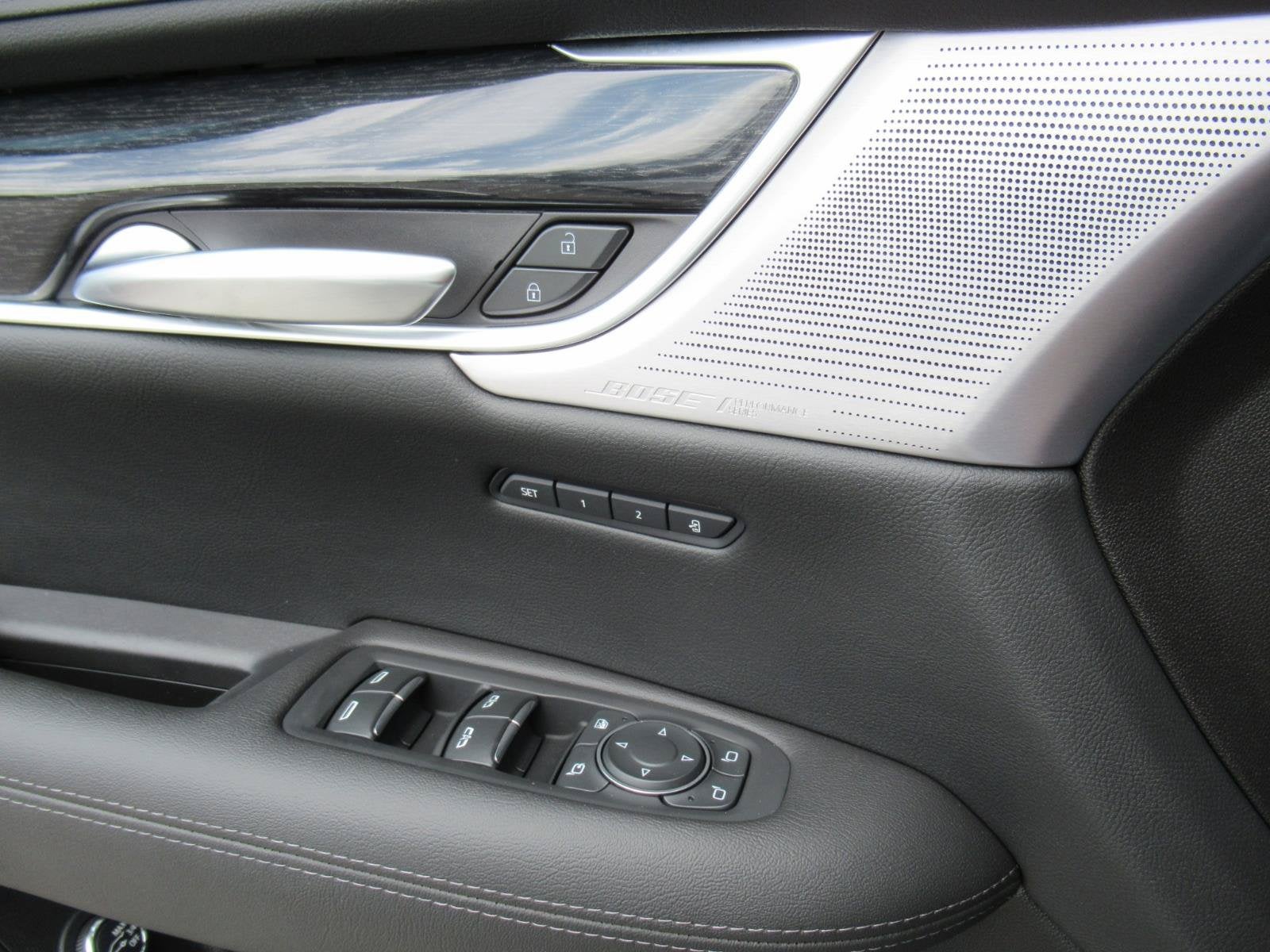 2023 Cadillac XT5 FWD Premium Luxury