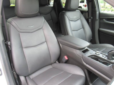 2023 Cadillac XT5 FWD Premium Luxury