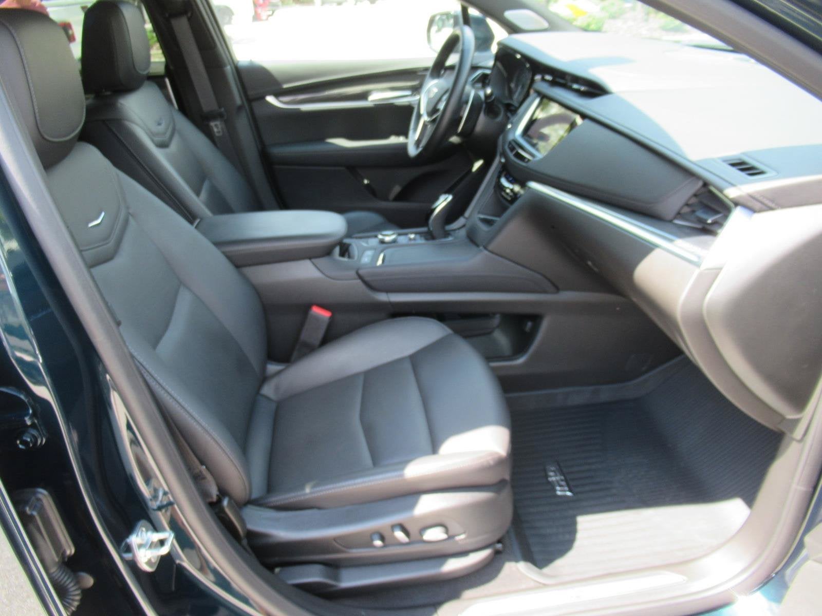2026 Cadillac XT5 Sport
