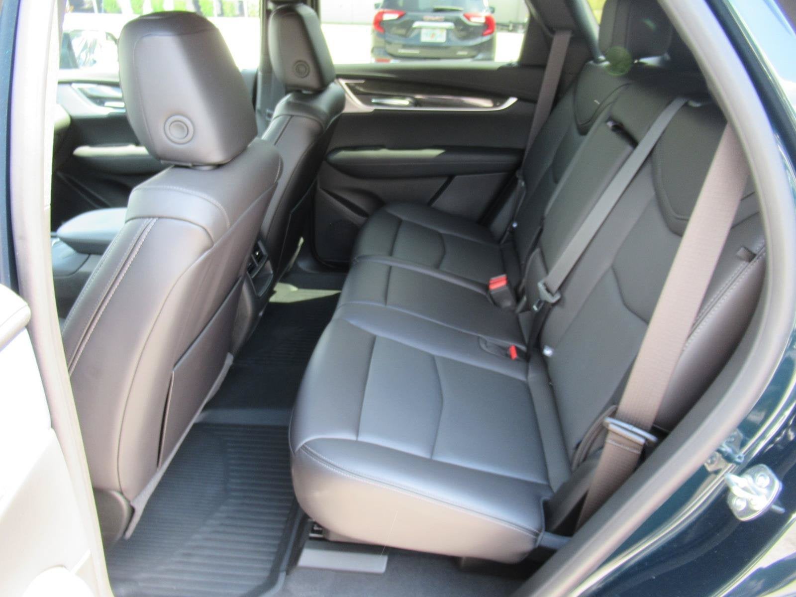 2026 Cadillac XT5 Sport