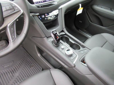 2026 Cadillac XT5 Sport