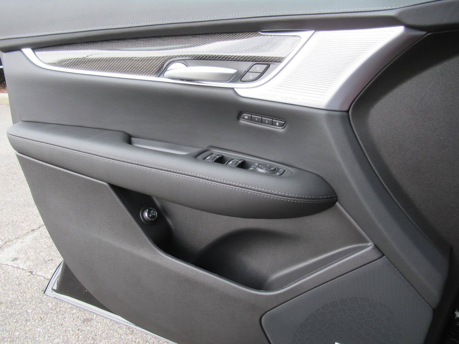 2026 Cadillac XT5 Sport