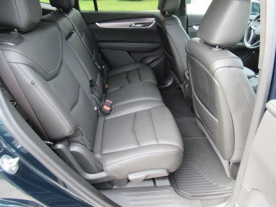2025 Cadillac XT6 Luxury