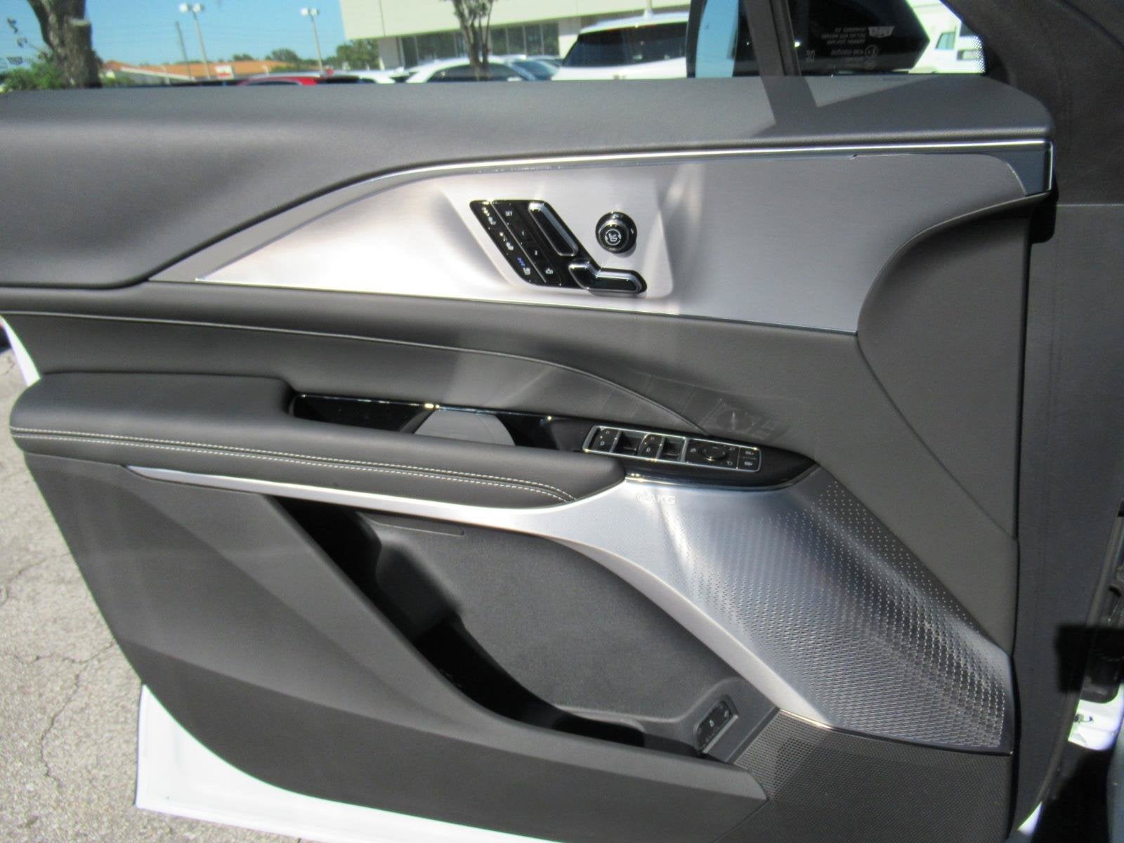 2027 Cadillac LYRIQ Premium Luxury