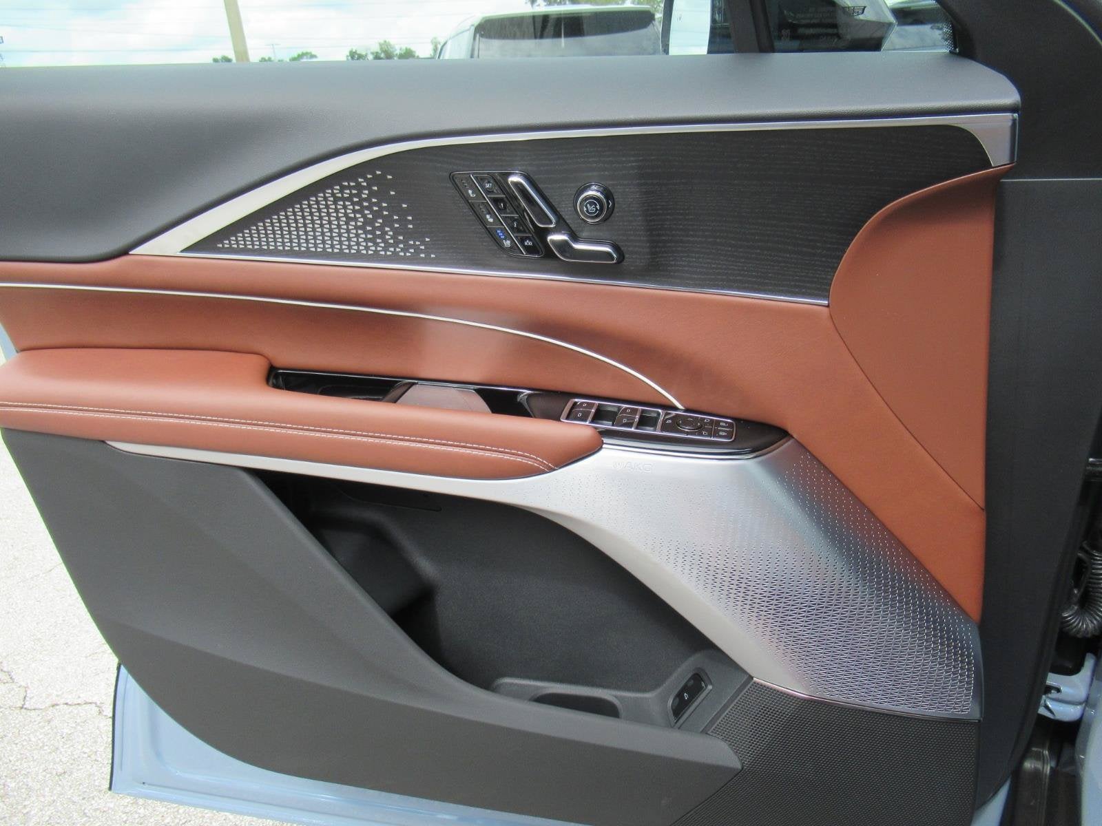 2027 Cadillac LYRIQ Signature Luxury