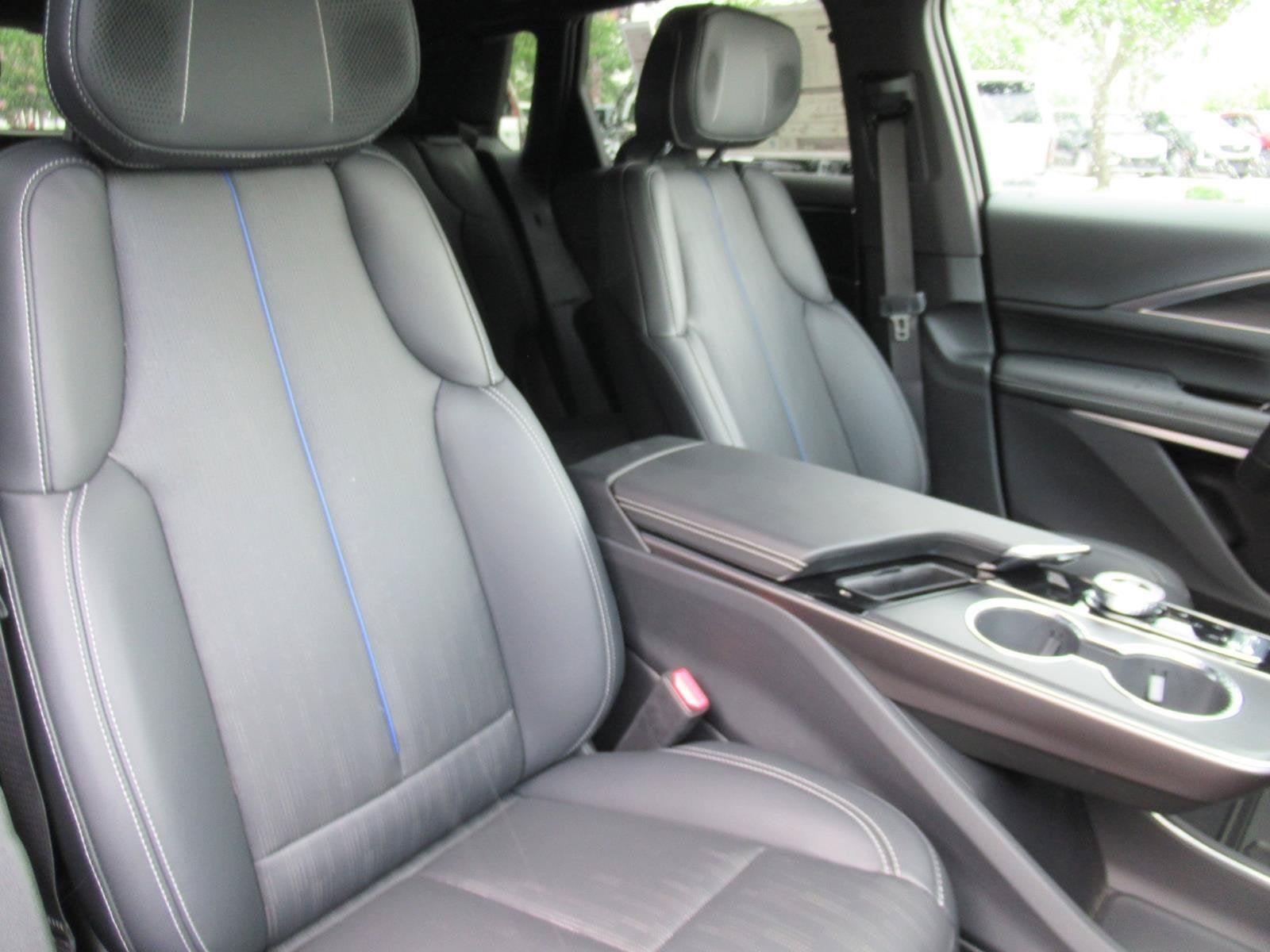 2026 Cadillac LYRIQ Premium Sport