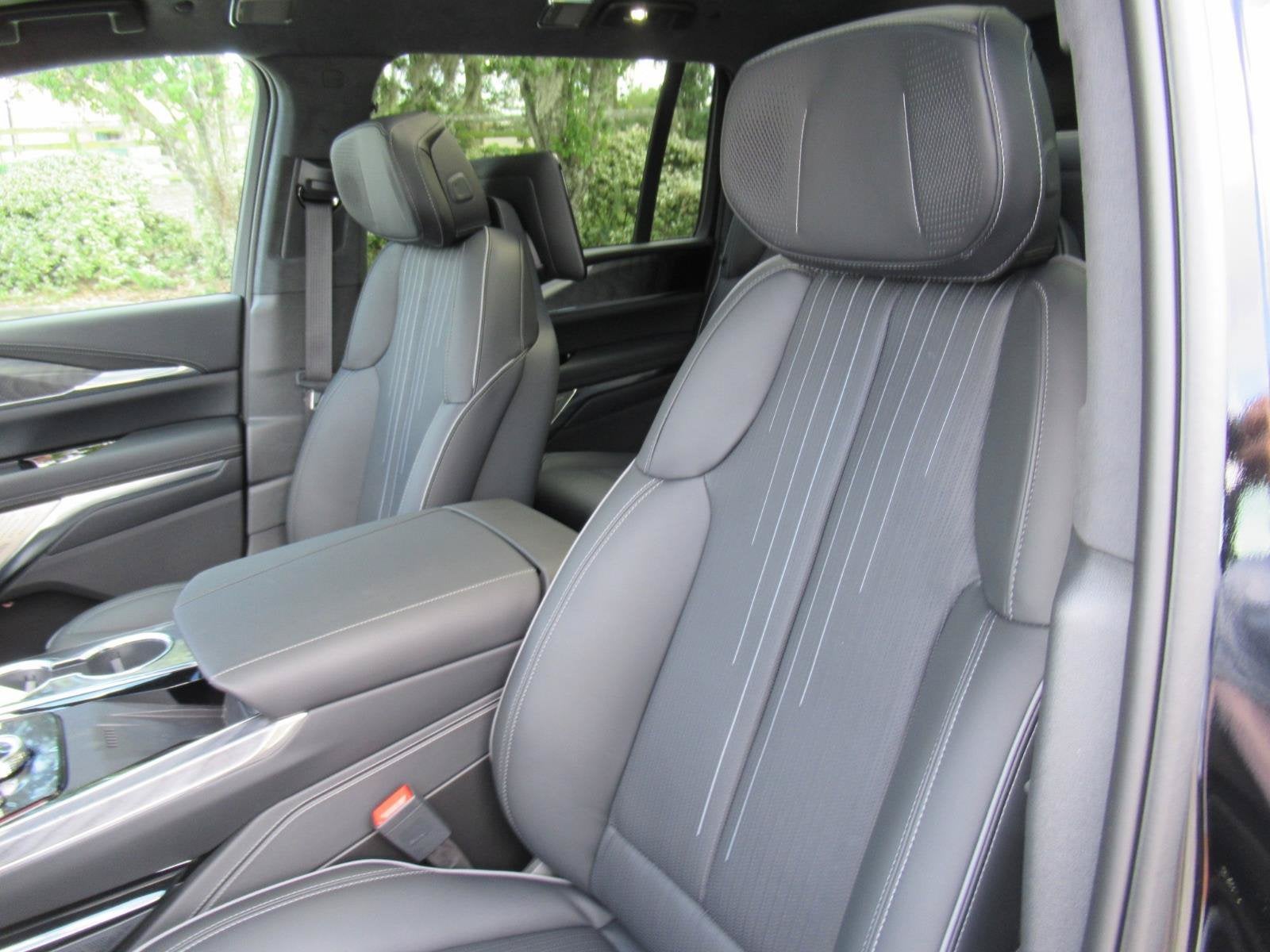 2026 Cadillac ESCALADE IQL Premium Sport