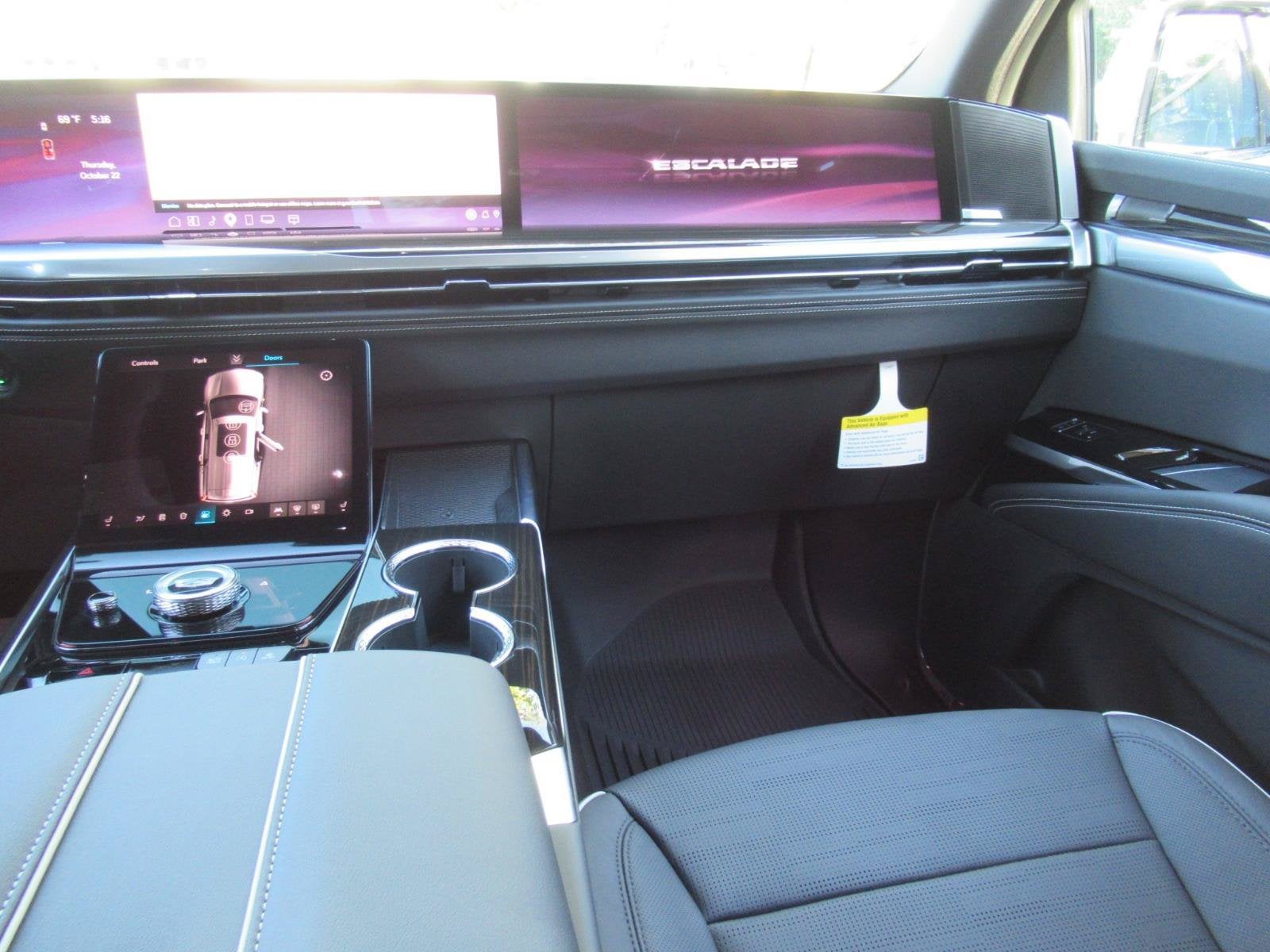2026 Cadillac Escalade Luxury