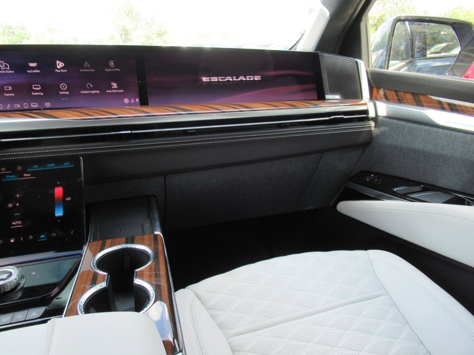 2026 Cadillac Escalade Platinum Sport