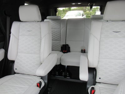 2027 Cadillac Escalade Platinum Sport
