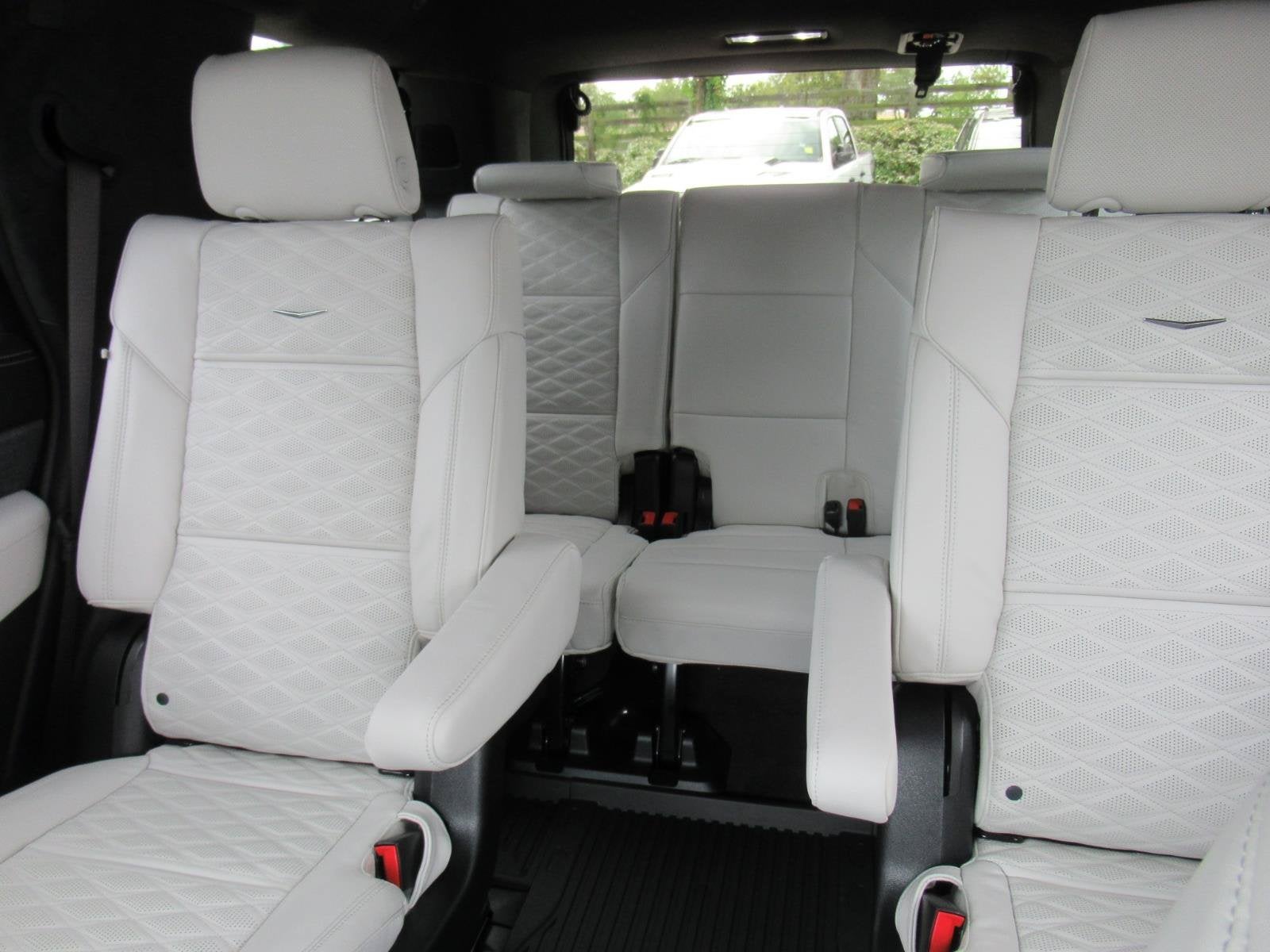 2027 Cadillac Escalade Platinum Sport