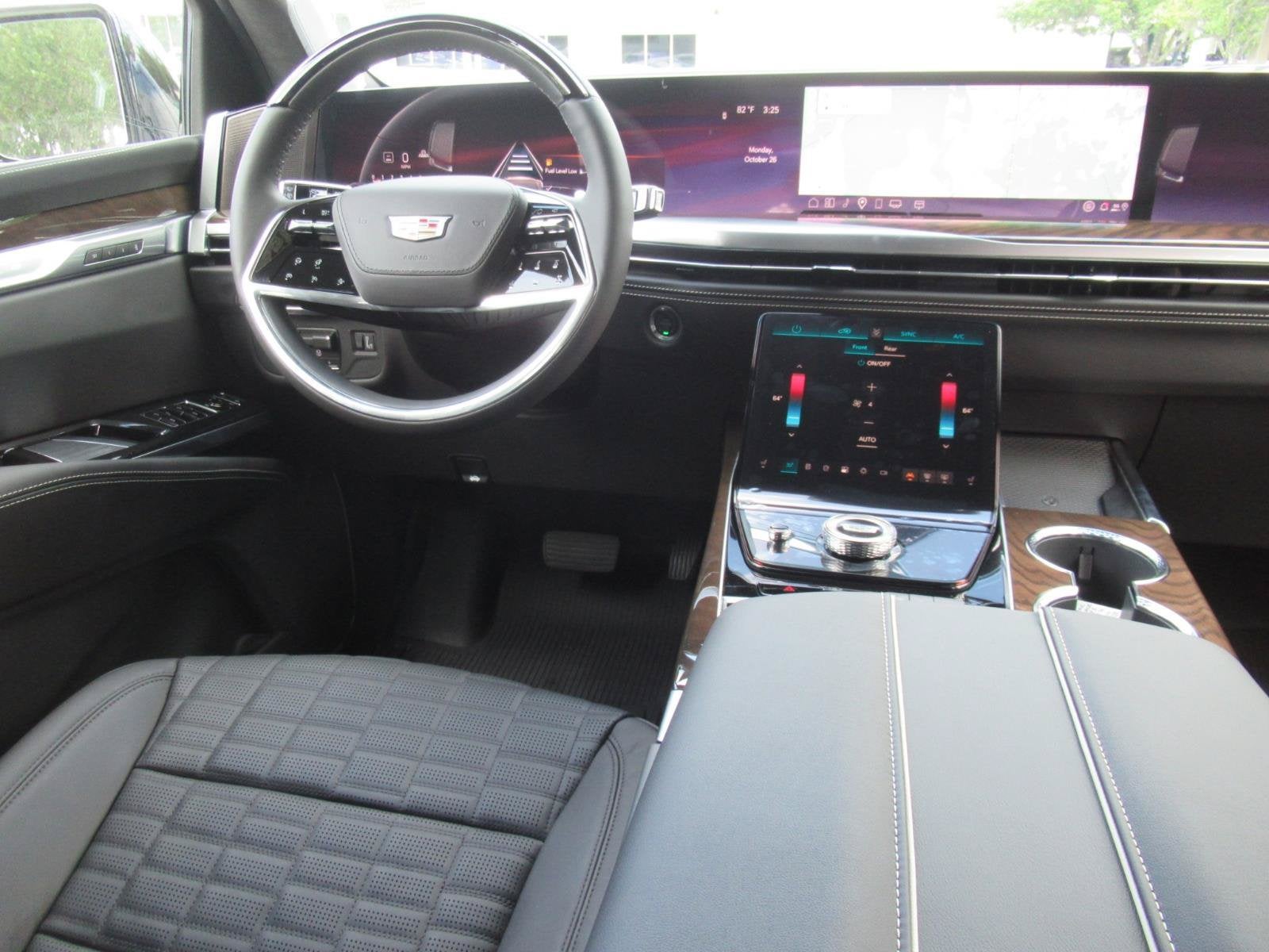 2027 Cadillac Escalade 4WD Platinum Sport