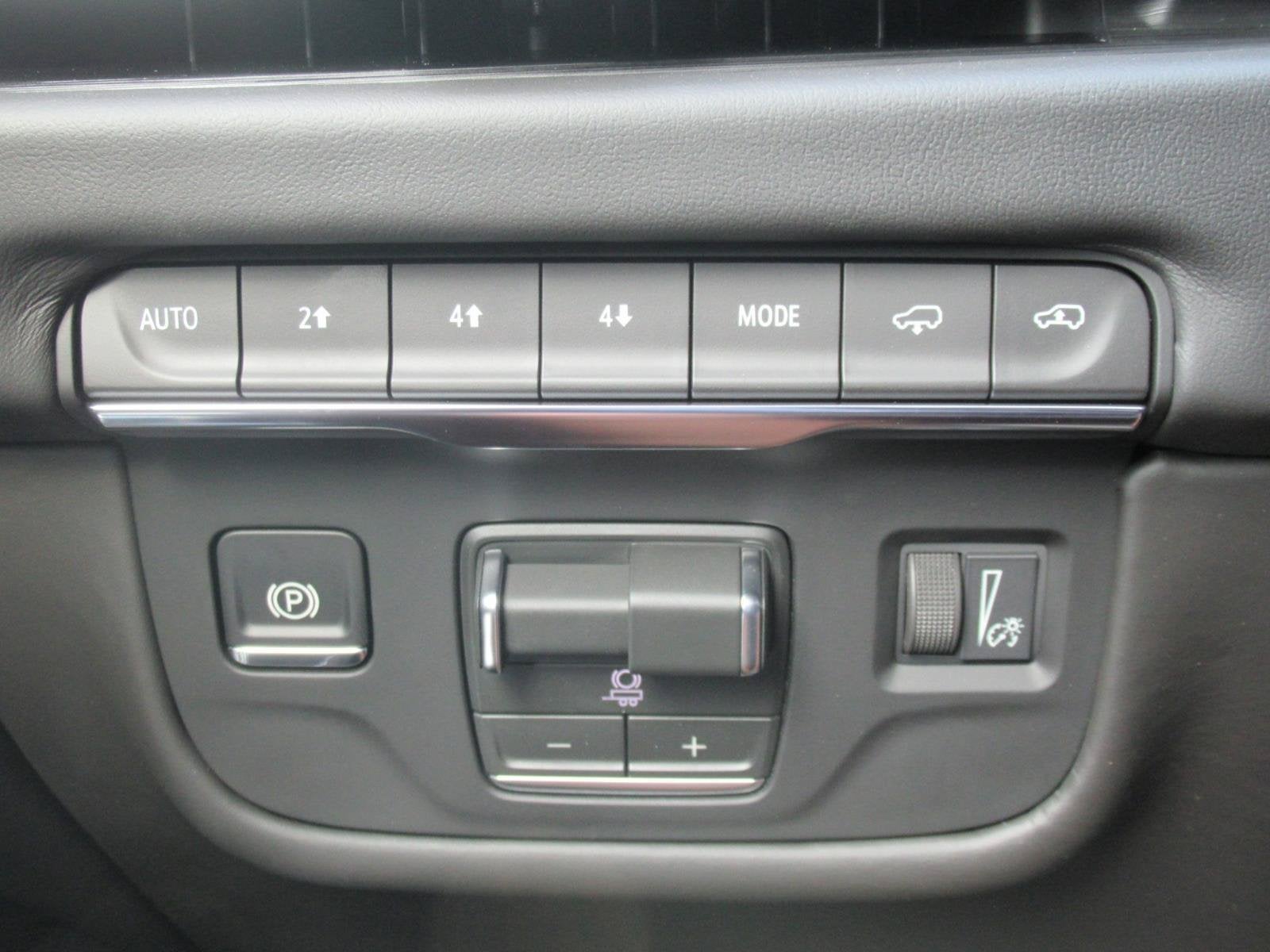 2027 Cadillac Escalade 4WD Platinum Sport