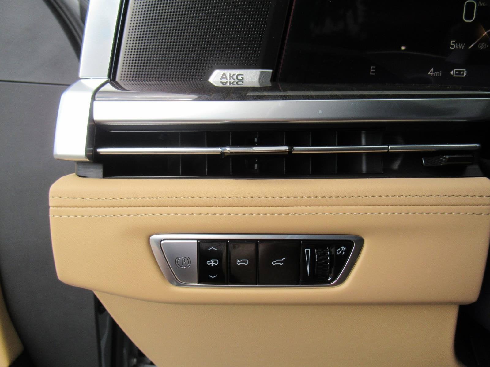 2026 Cadillac ESCALADE IQ Premium Sport
