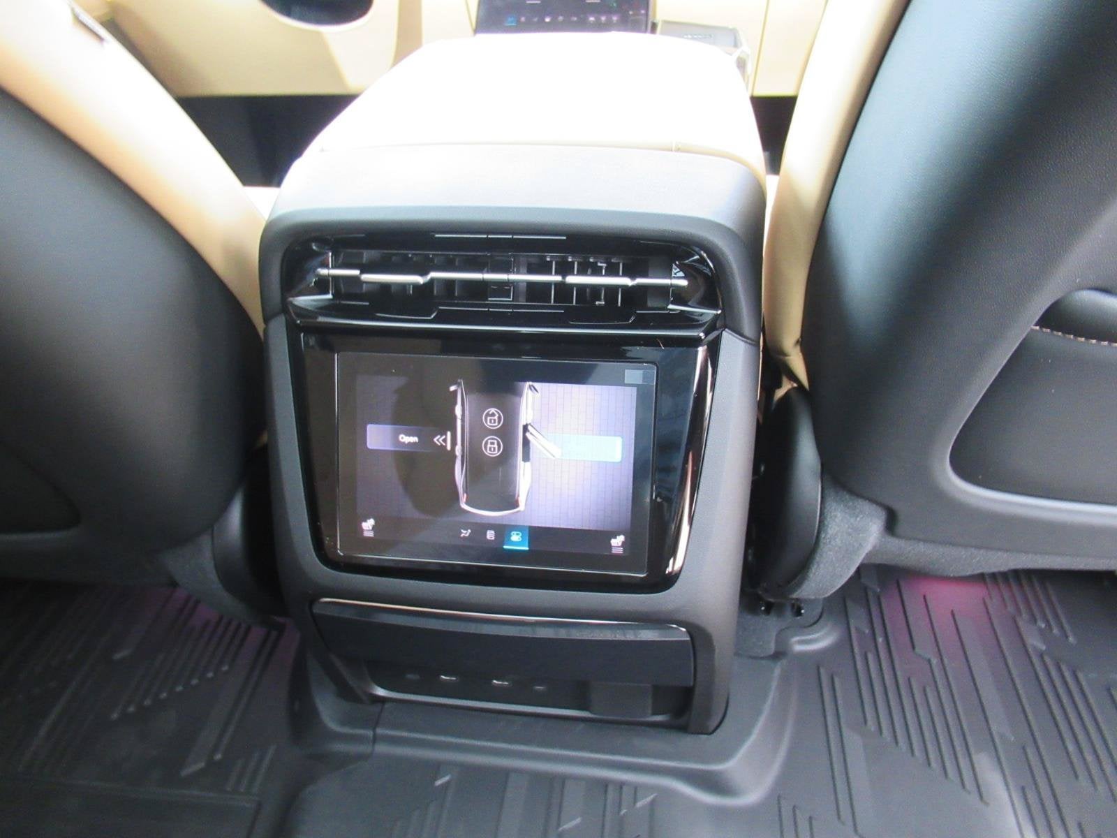 2026 Cadillac ESCALADE IQ Premium Sport