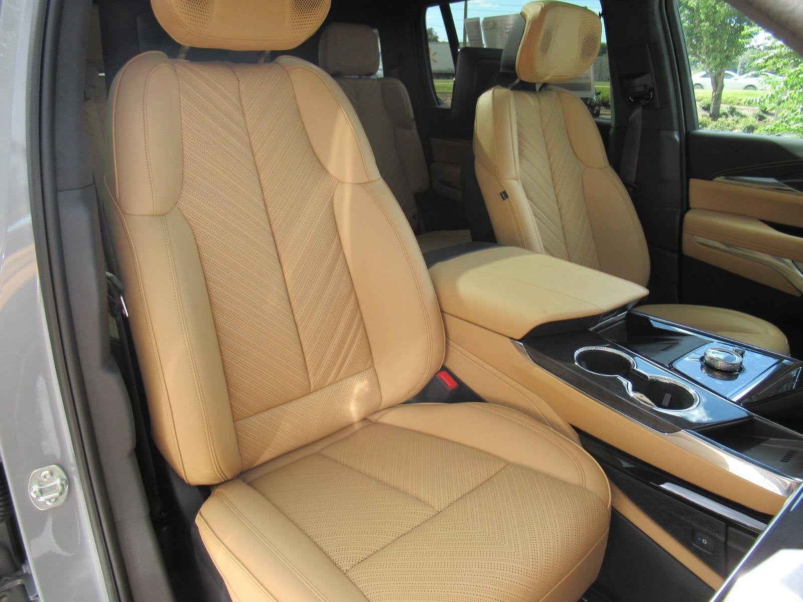 2026 Cadillac ESCALADE IQ Premium Sport