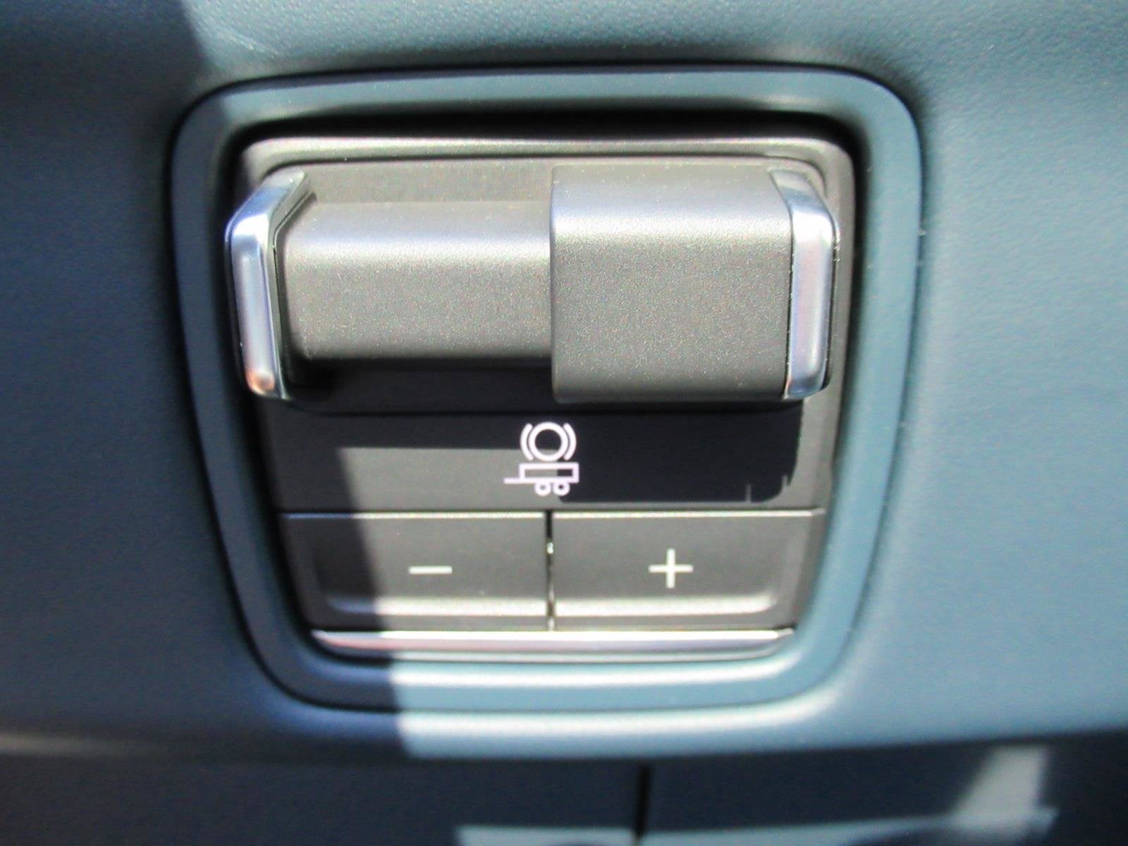 2026 Cadillac ESCALADE IQ Premium Sport
