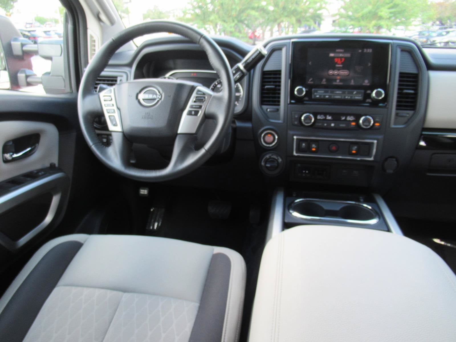 2024 Nissan Titan XD SV