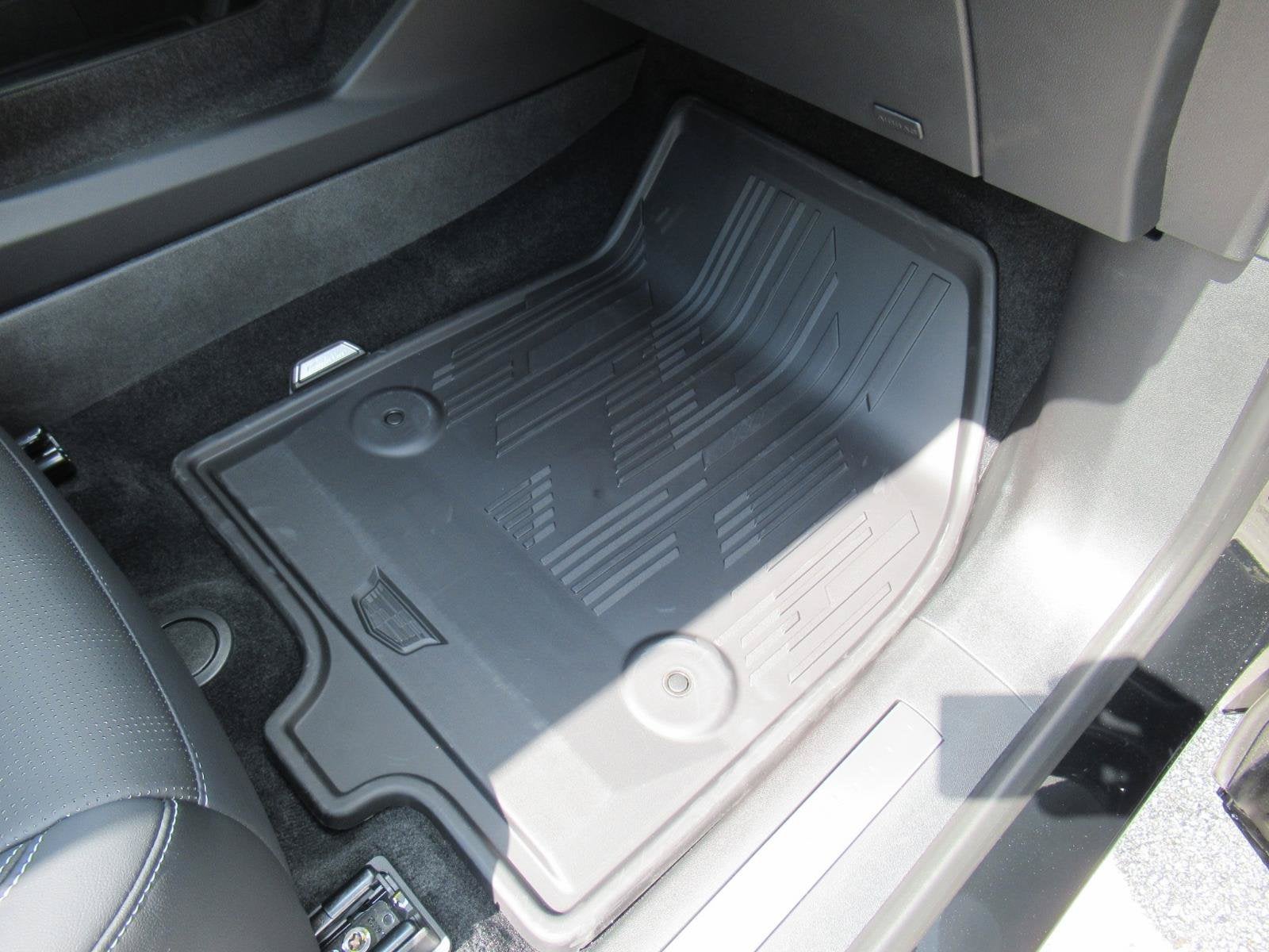 2027 Cadillac OPTIQ Premium Sport