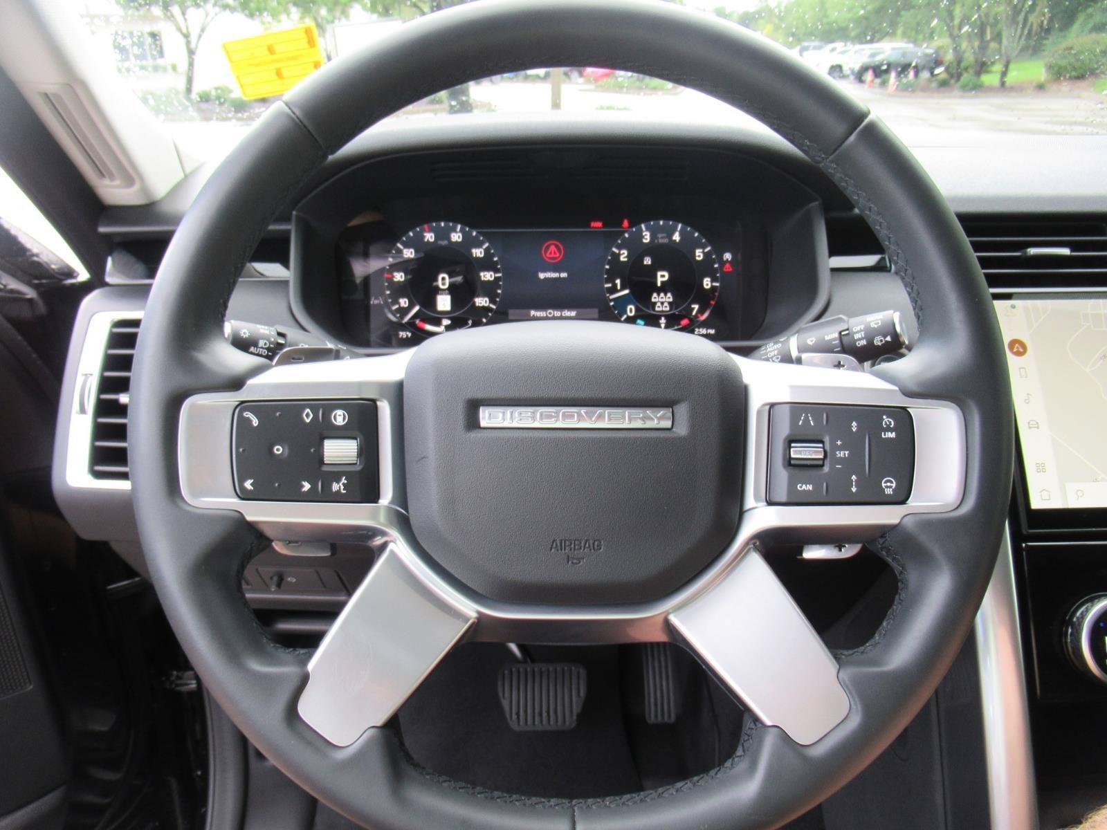 2024 Land Rover Discovery S