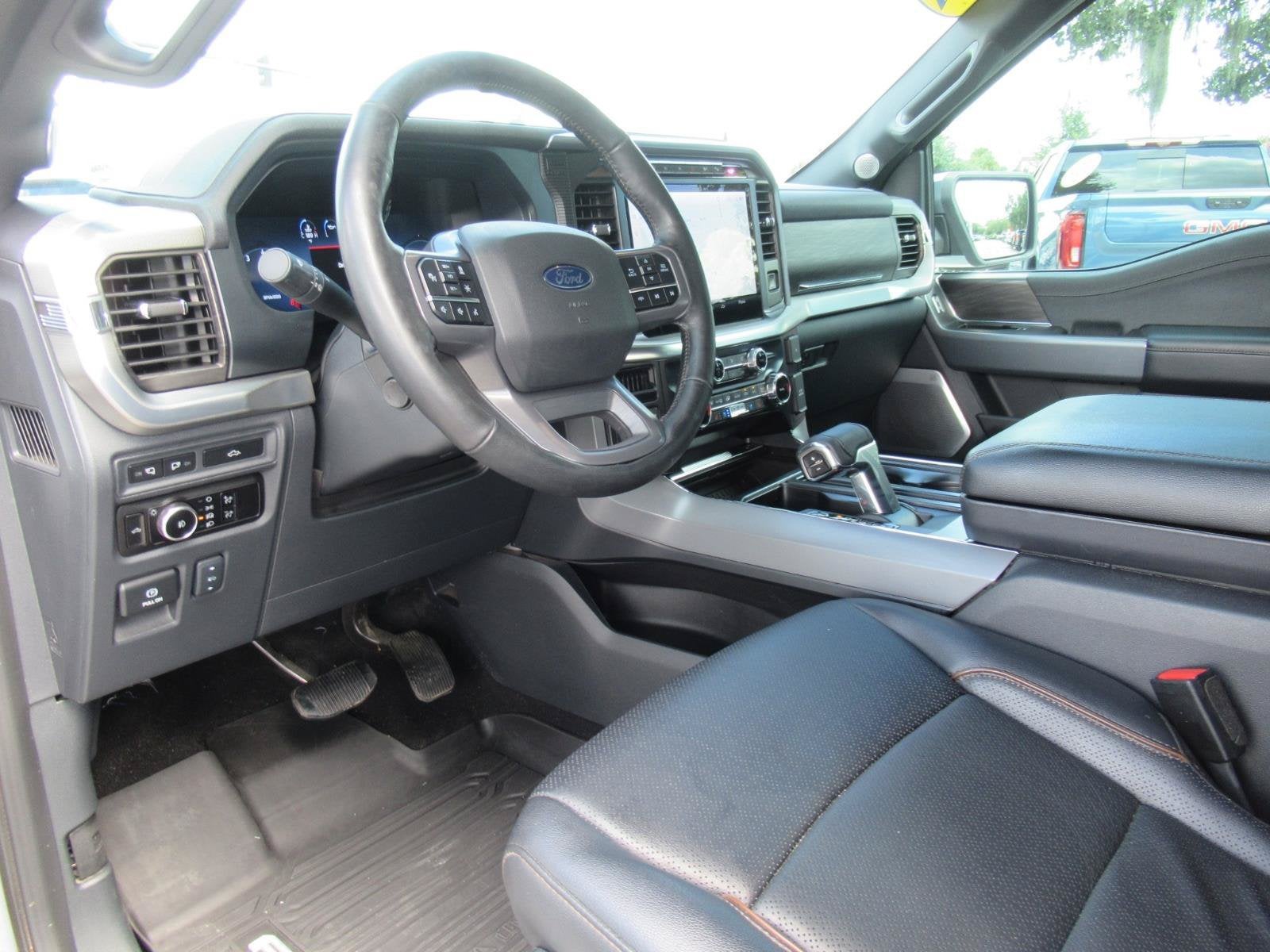 2024 Ford F-150 LARIAT