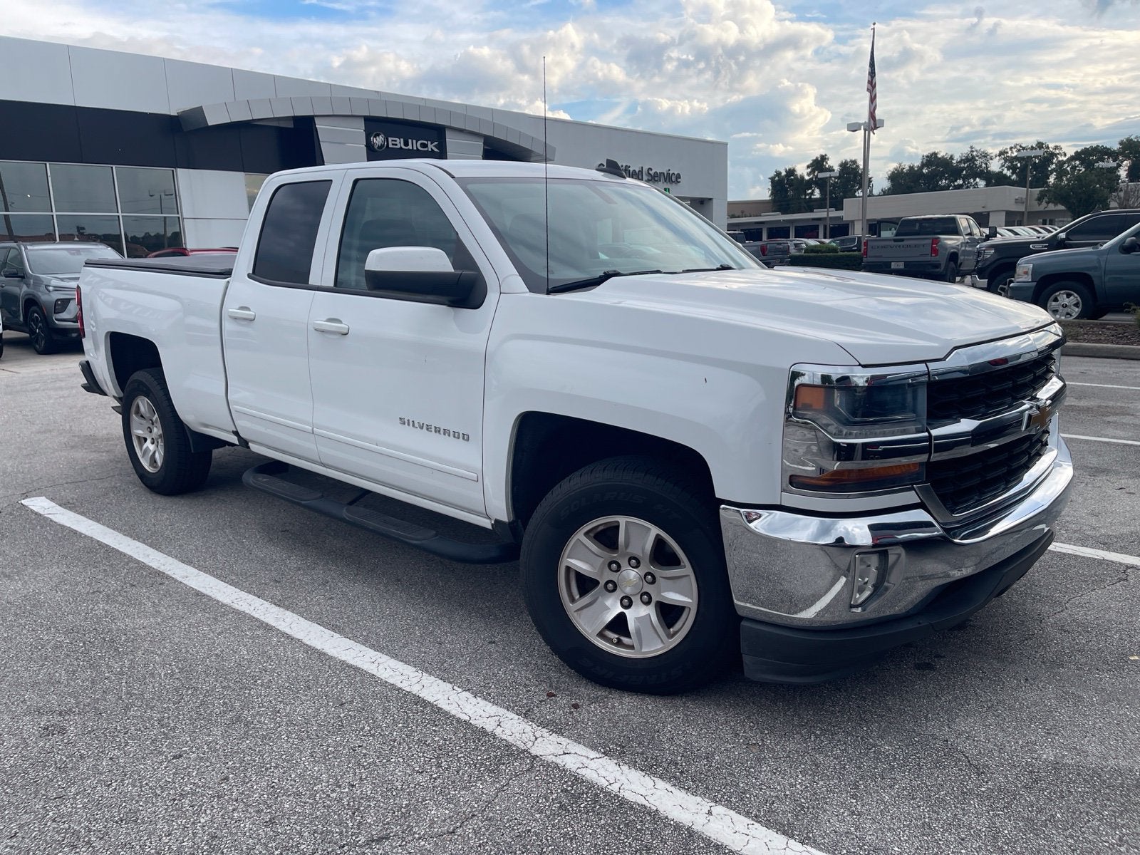 2017 Chevrolet Silverado 1500 LT