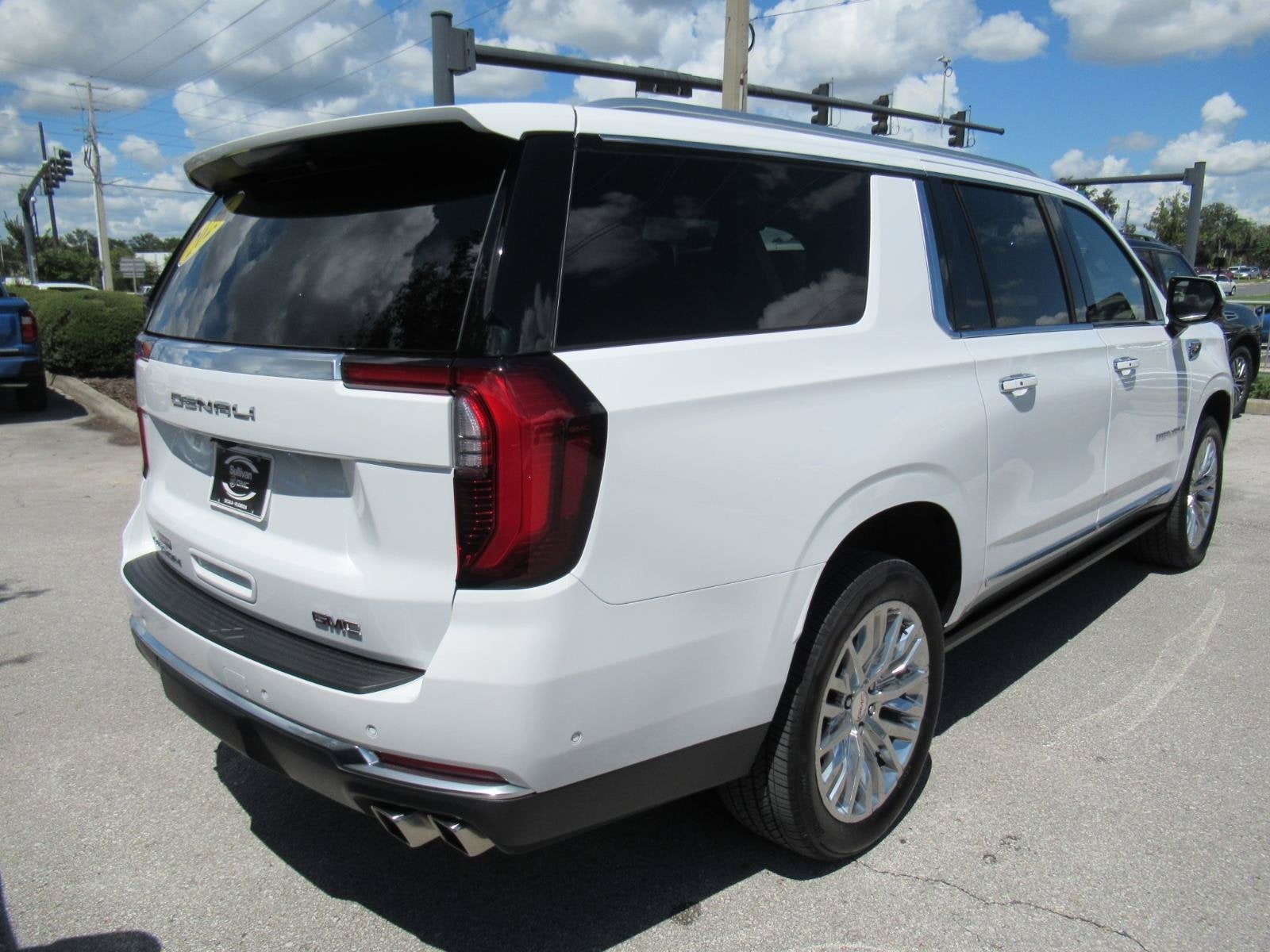 2025 GMC Yukon XL Denali