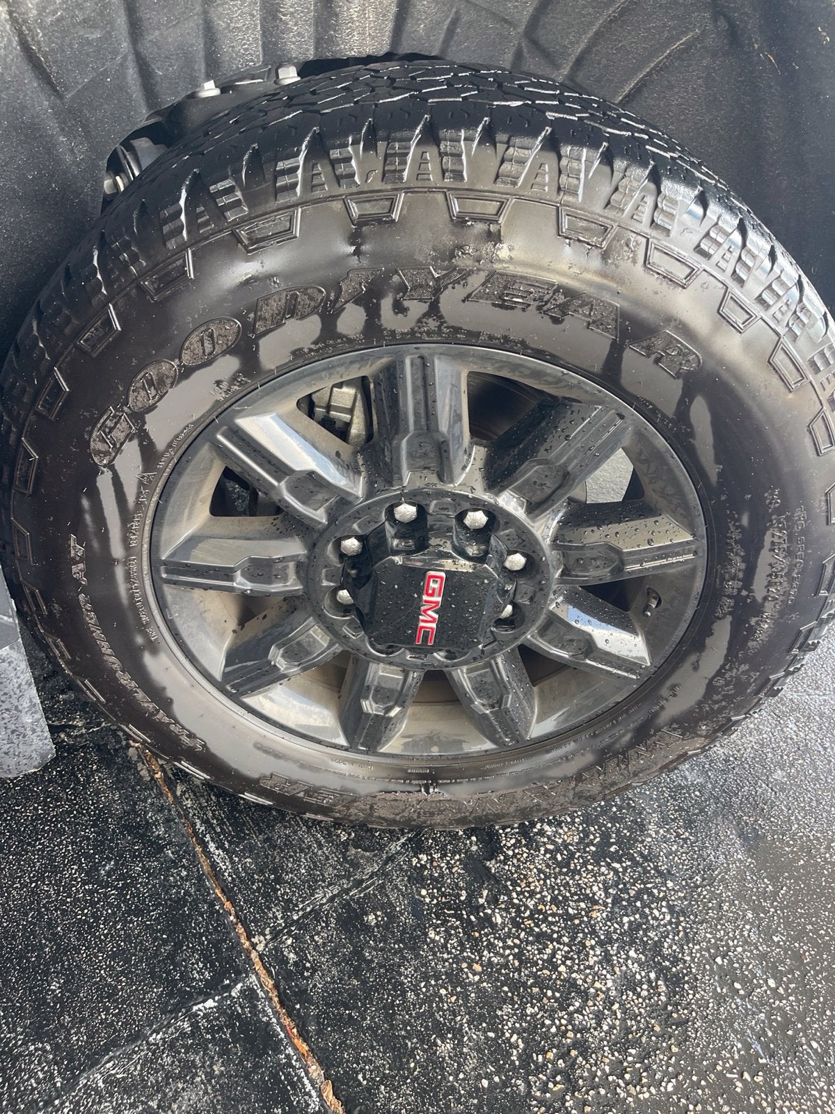 2025 GMC Sierra 3500 HD AT4