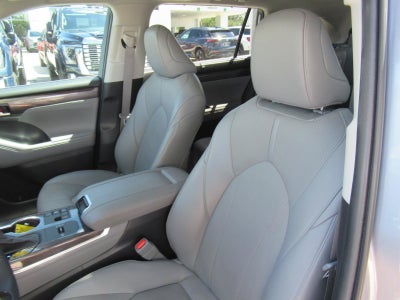 2023 Toyota Highlander Hybrid Limited