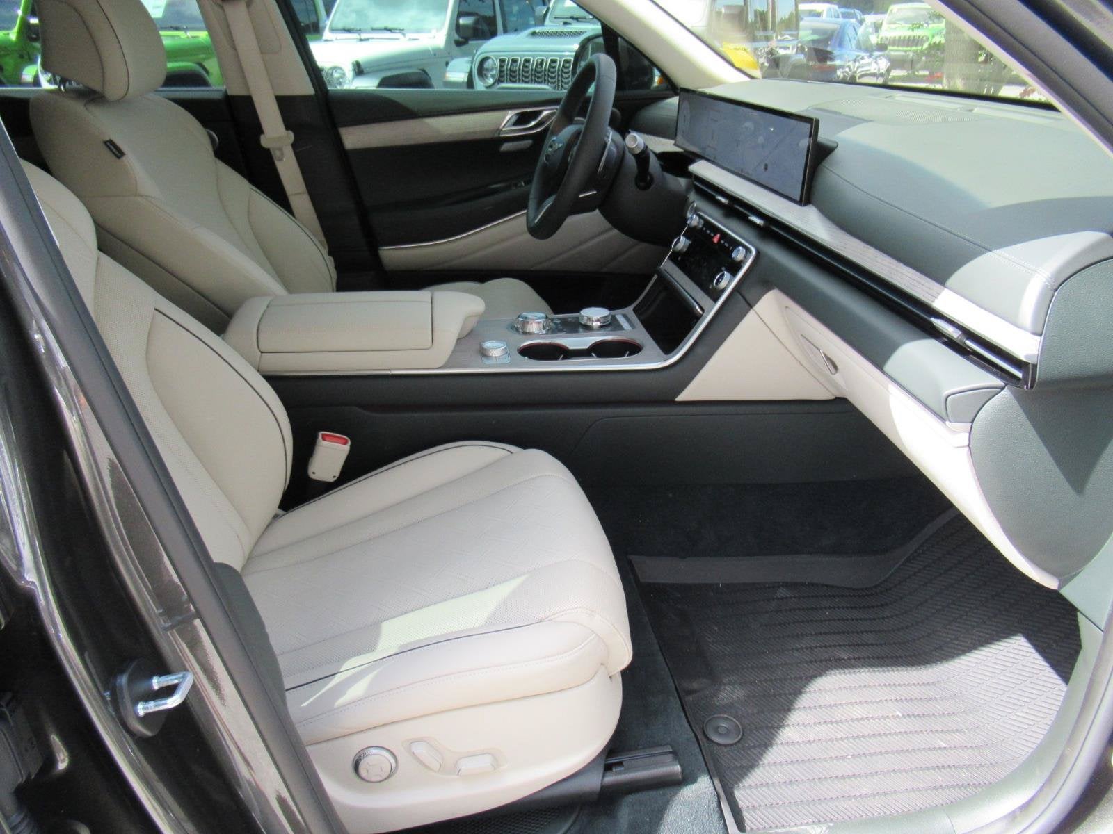 2025 Genesis GV80 2.5T Prestige
