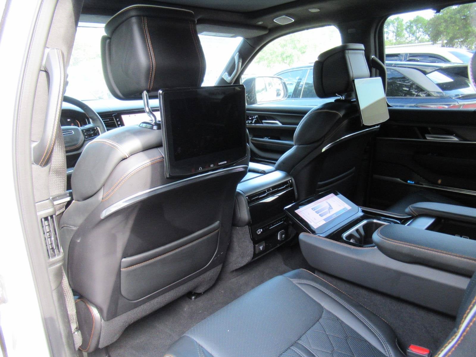 2025 Jeep Grand Wagoneer Series III Obsidian 4x4