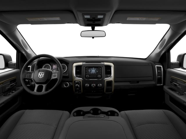 2016 RAM 1500 SLT