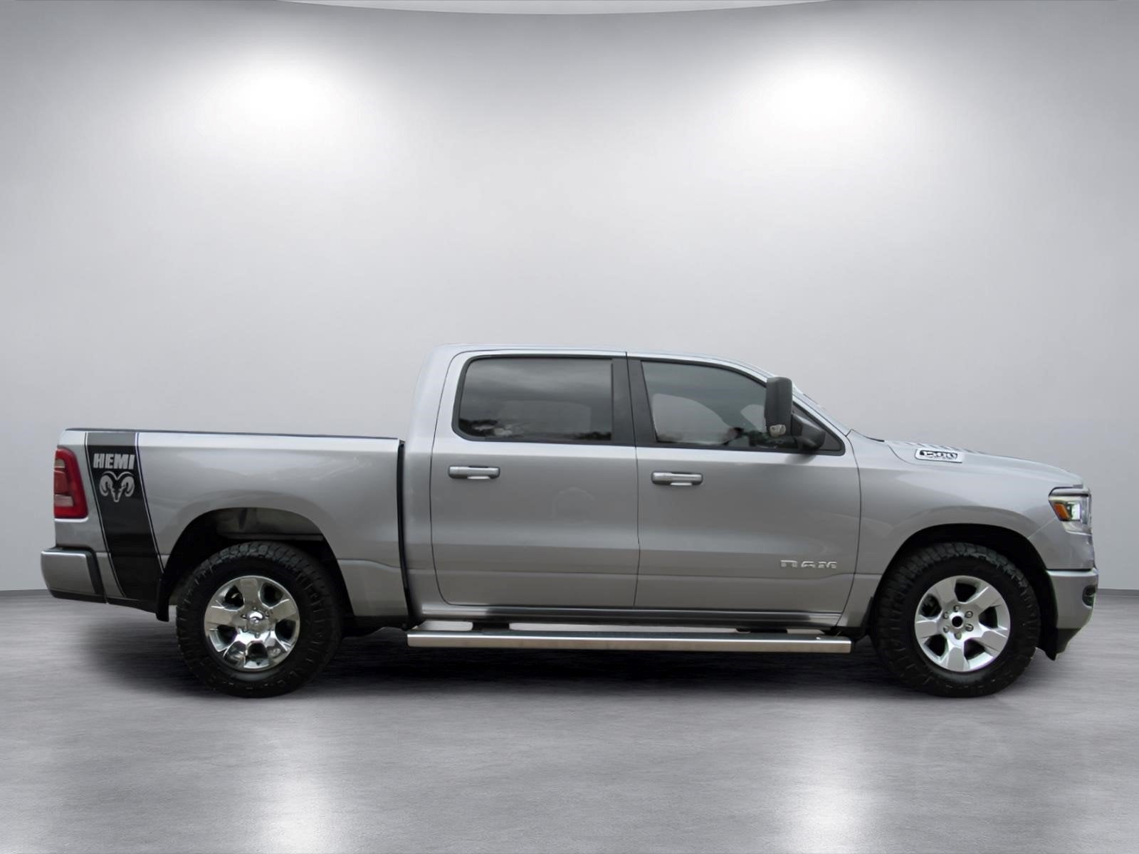 2019 RAM 1500 Big Horn/Lone Star Crew Cab 4x2 5'7' Box