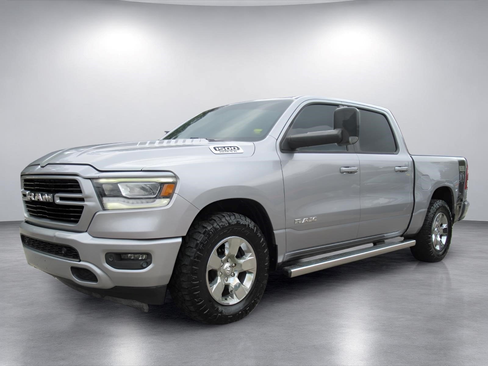 2019 RAM 1500 Big Horn/Lone Star Crew Cab 4x2 5'7' Box